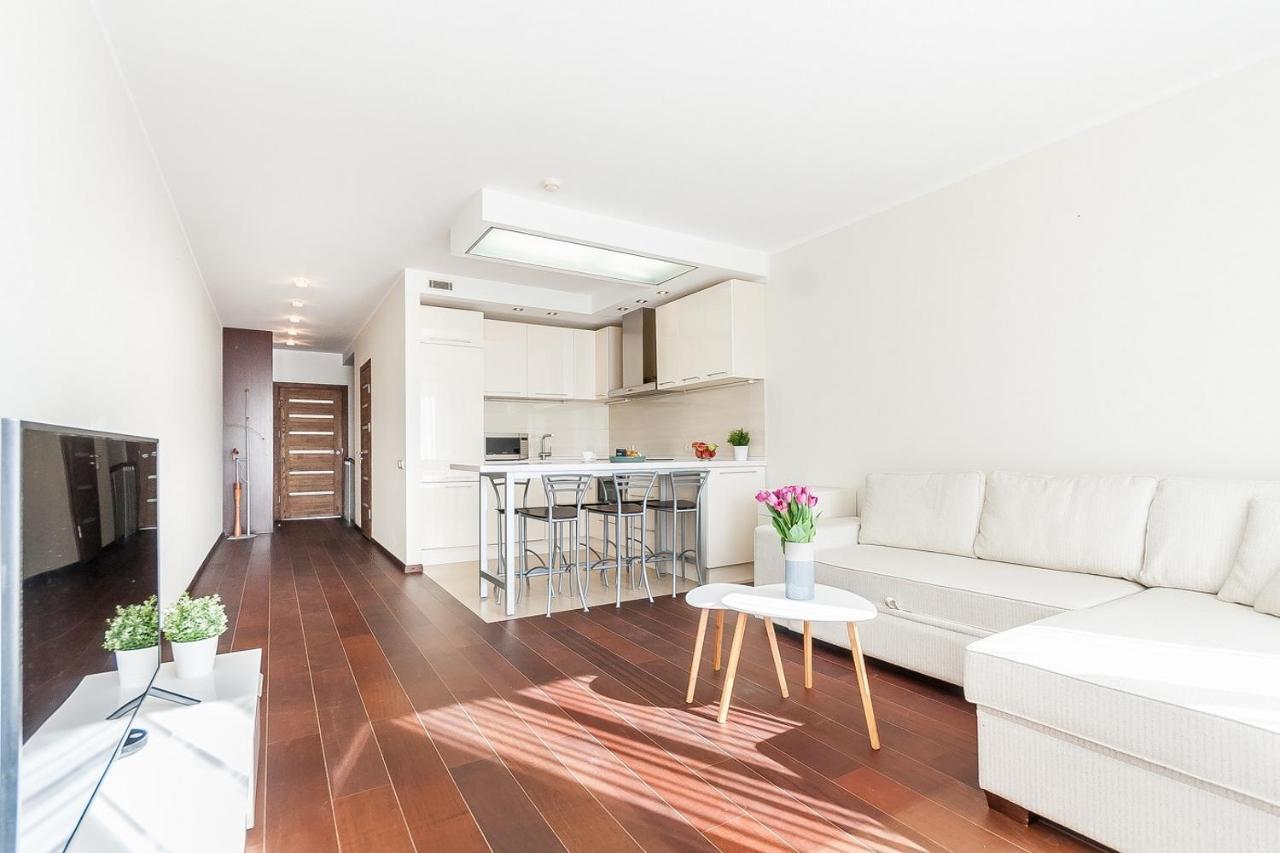 Central Apartment In Gedimino Av By Urban Rent Vilna Exterior foto